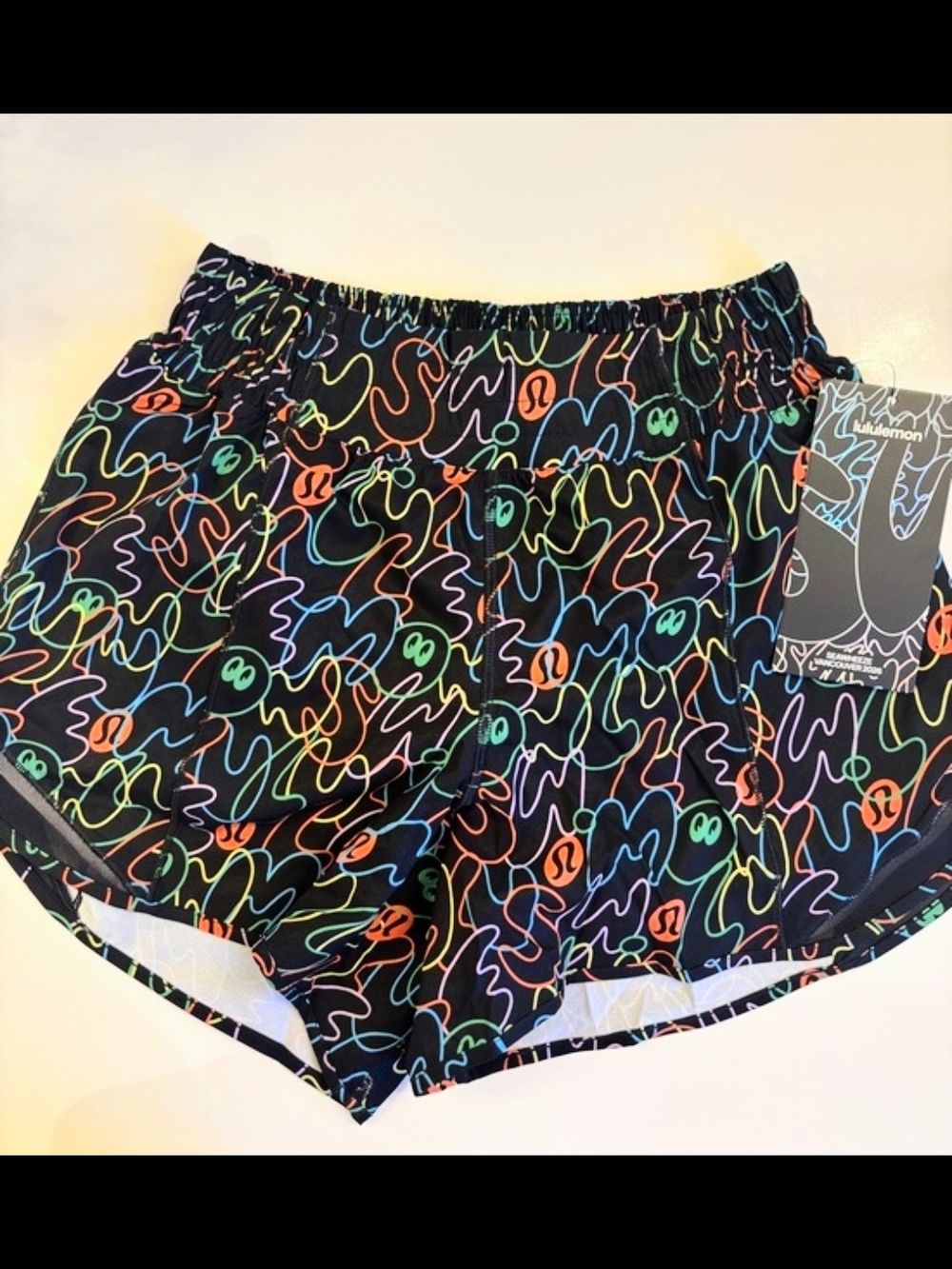 2026 lululemon athletica Seawheeze Hotty Hot HR Shorts 4" Lined Size 4